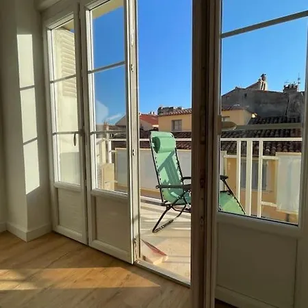 Beautiful - Balcony - Close Train And Port Apartment Toulon